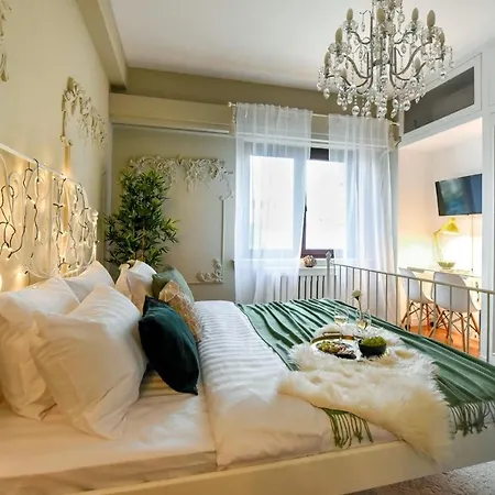 Luxury - Old Town Apartment